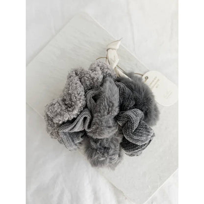 VELVET SOFT SCRUNCHIES SET - GABI: IVORY / ONE SIZE