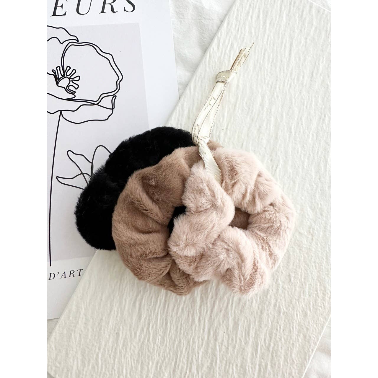 3-Assorted Fuzzy Hair Scrunchies - GONI: NEUTRAL / ONE SIZE